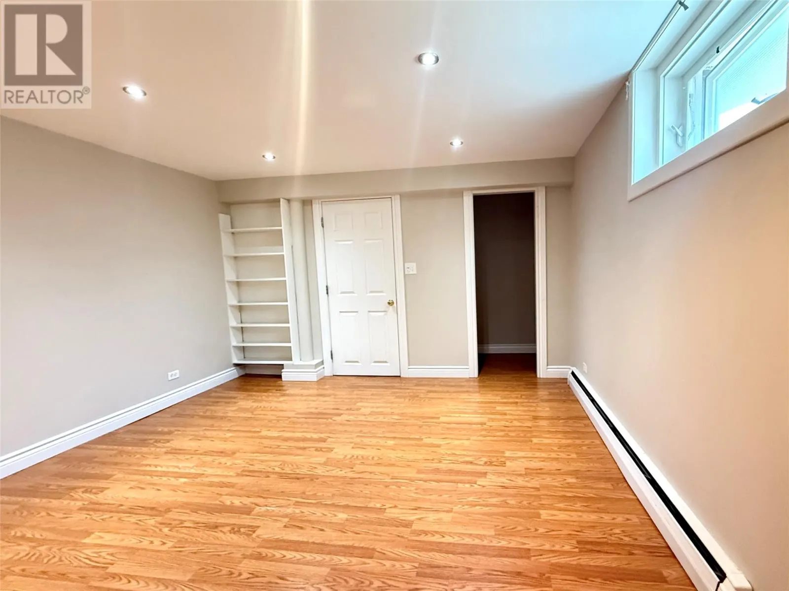 15 Guy Street
