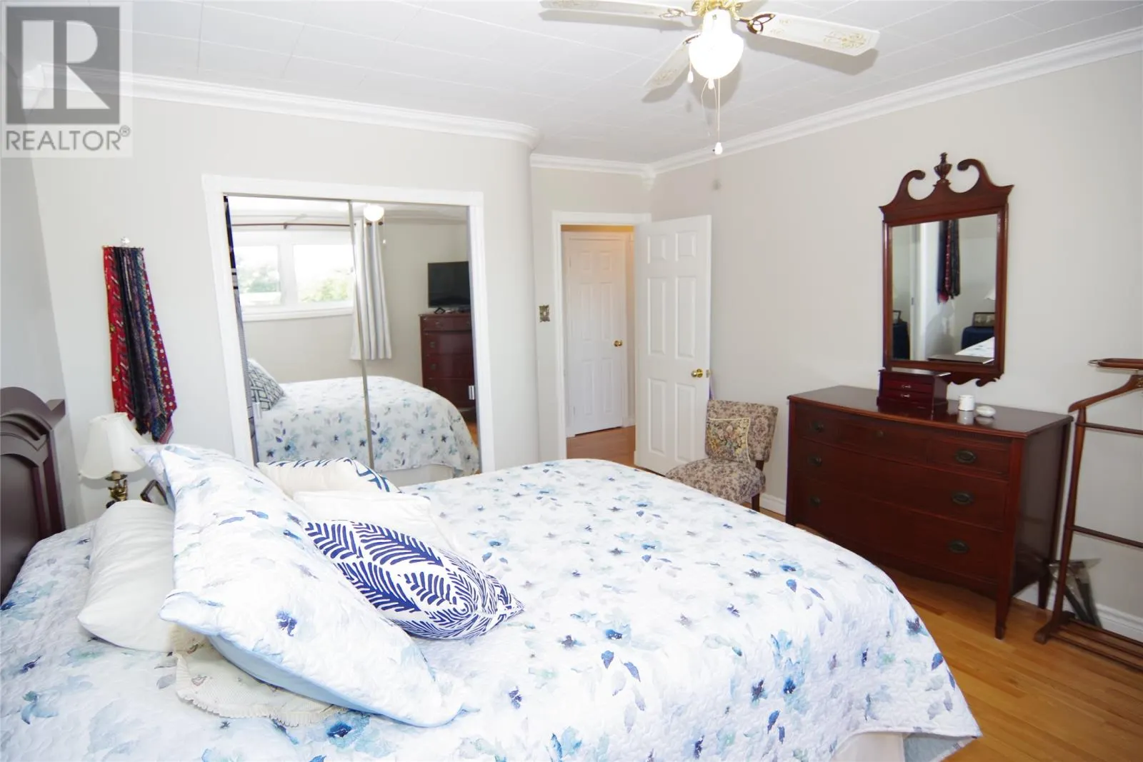 60 Amherst Heights