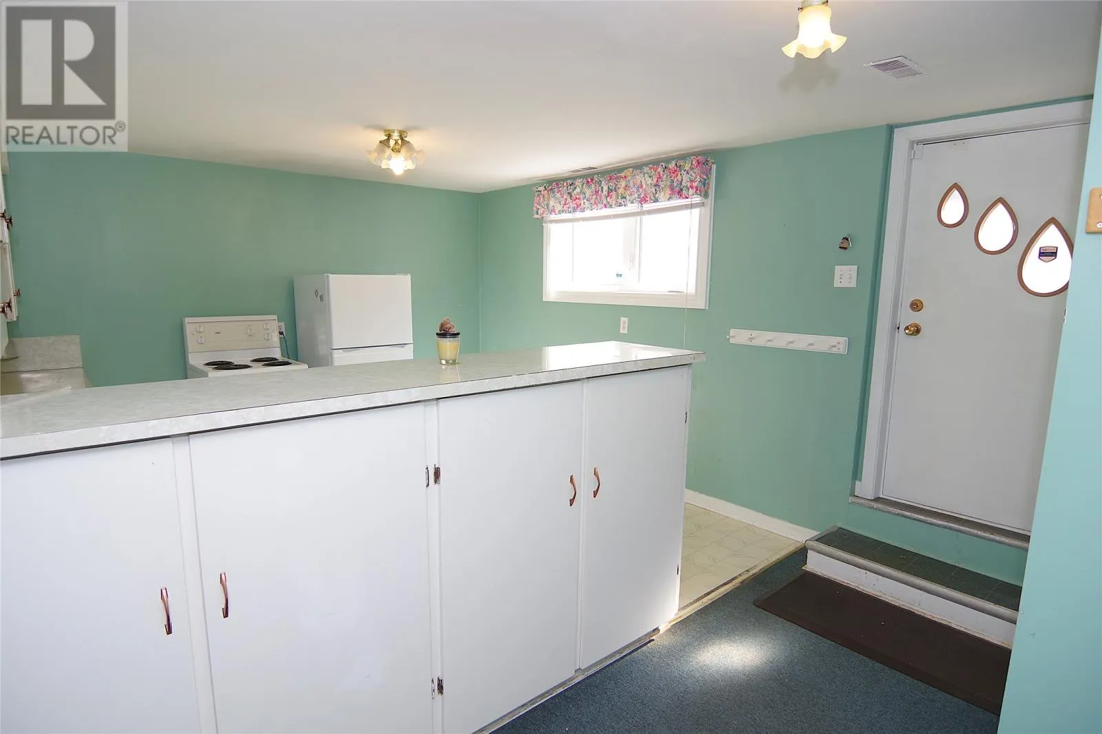 60 Amherst Heights