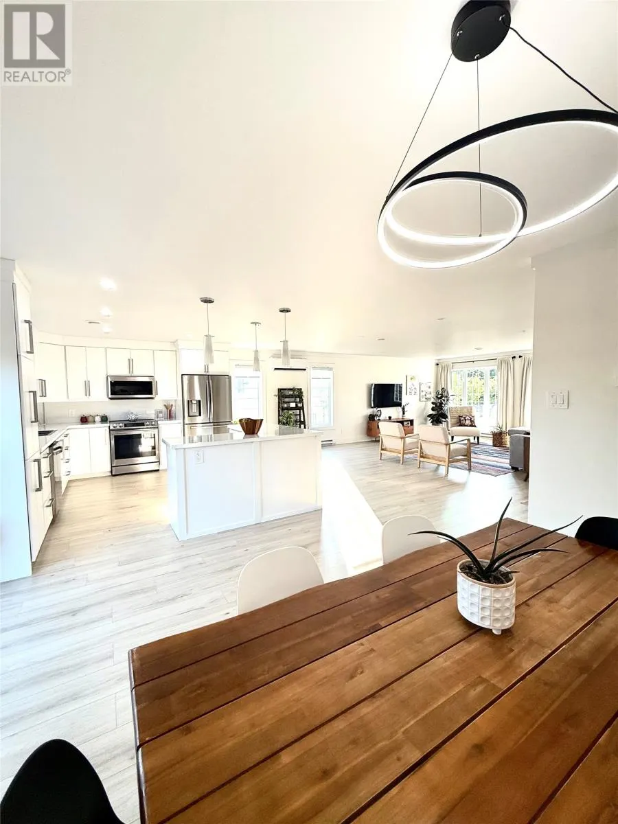 192 Harbour Drive