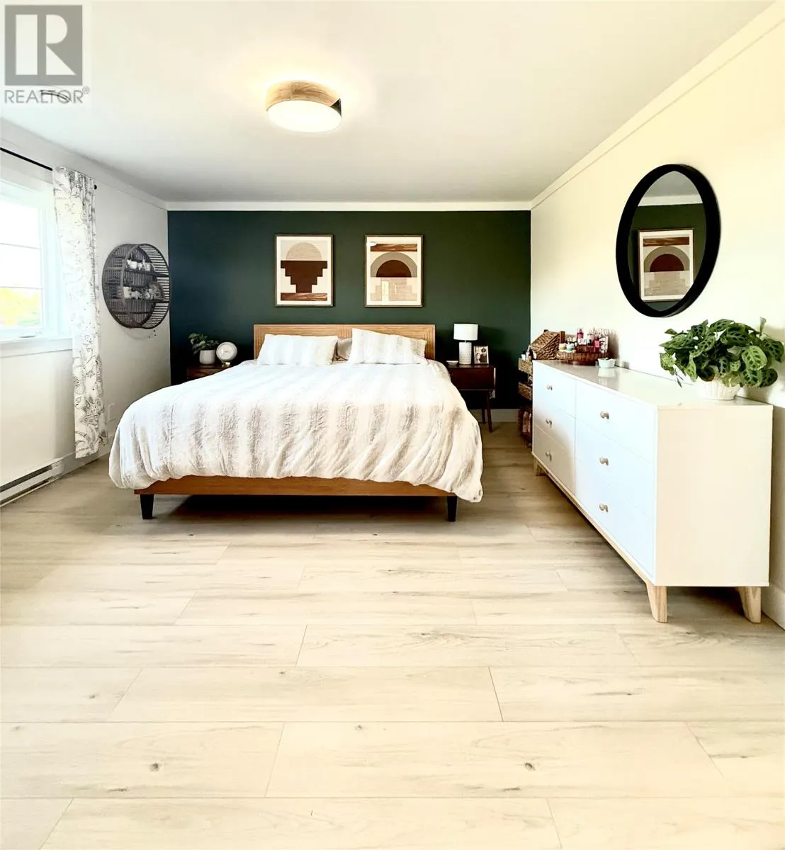 192 Harbour Drive