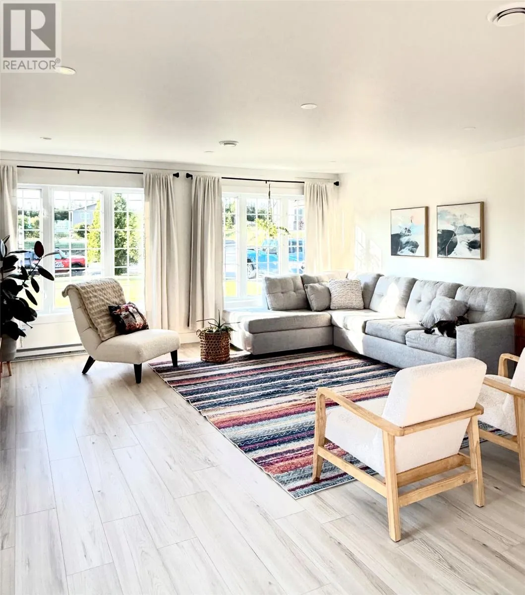 192 Harbour Drive