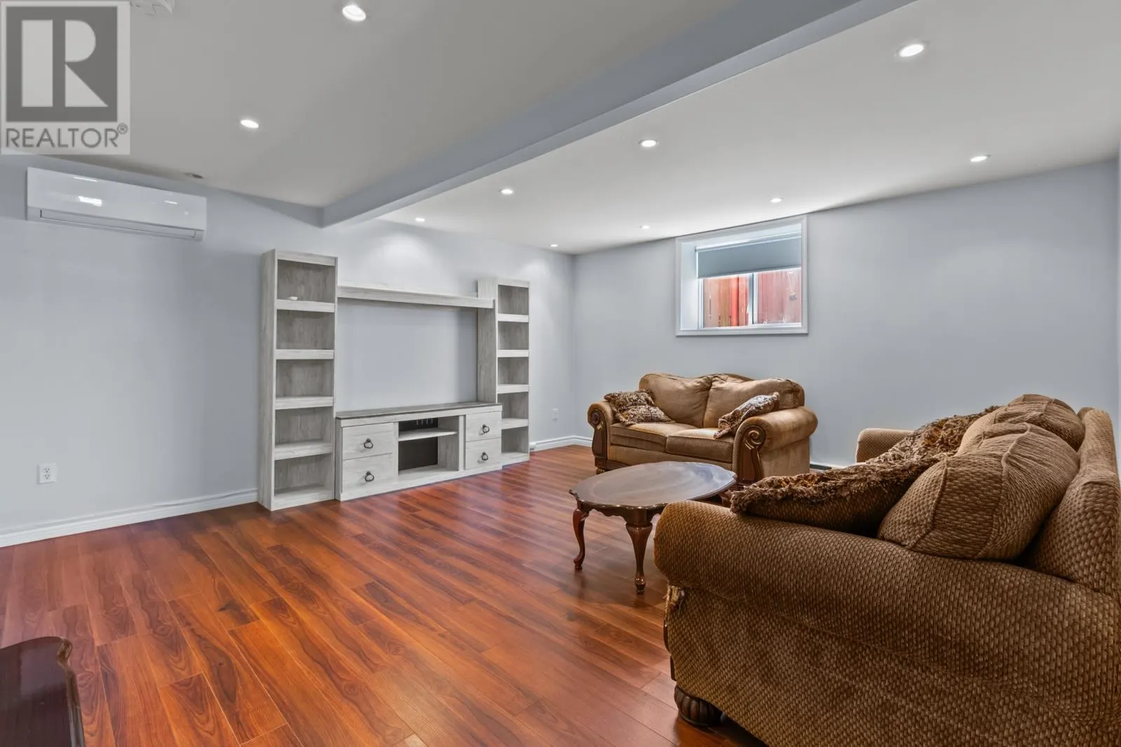 88 Canterbury Drive