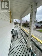 81 MAIN Street