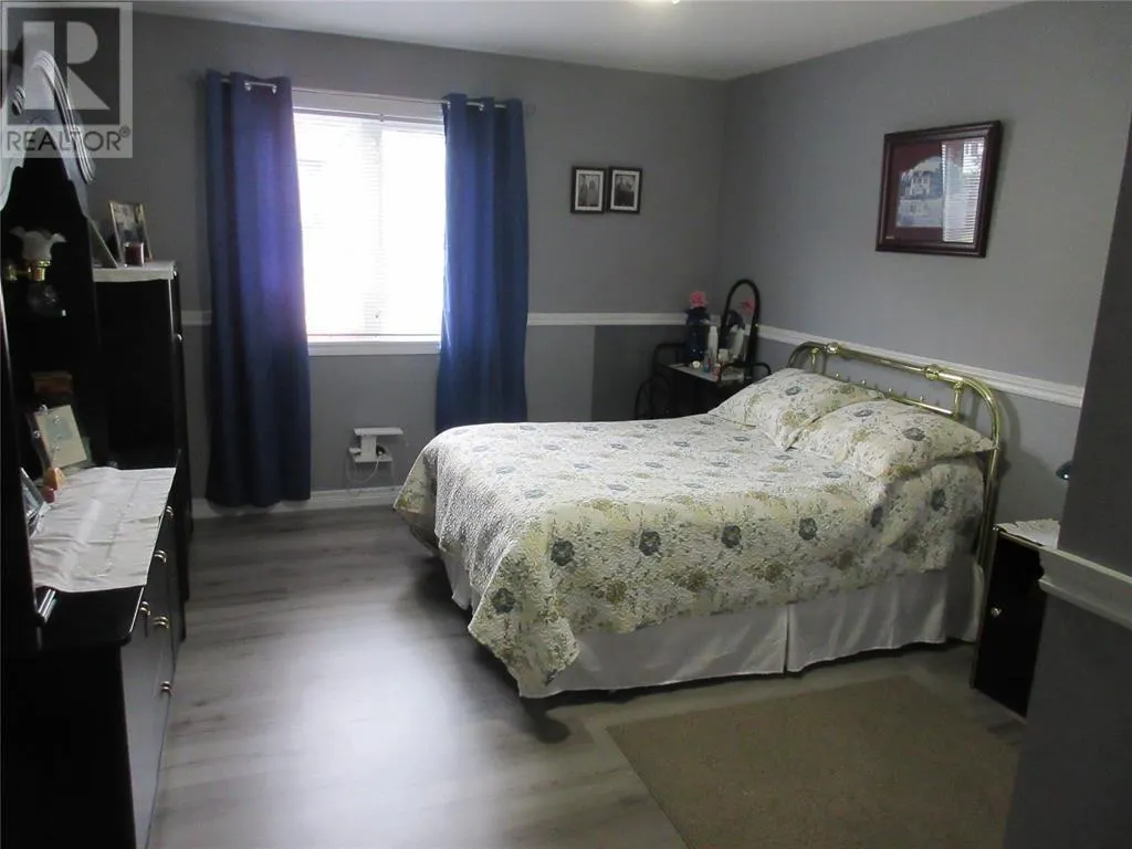 13 McDonald Crescent