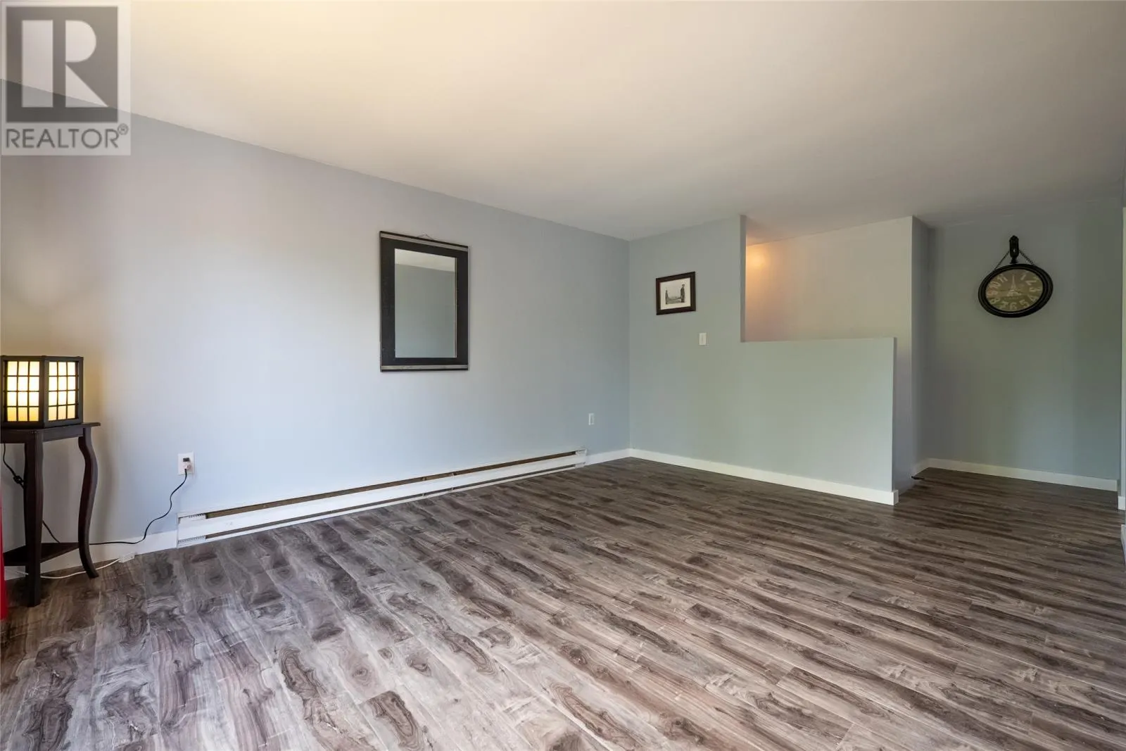 15 Marconi Place