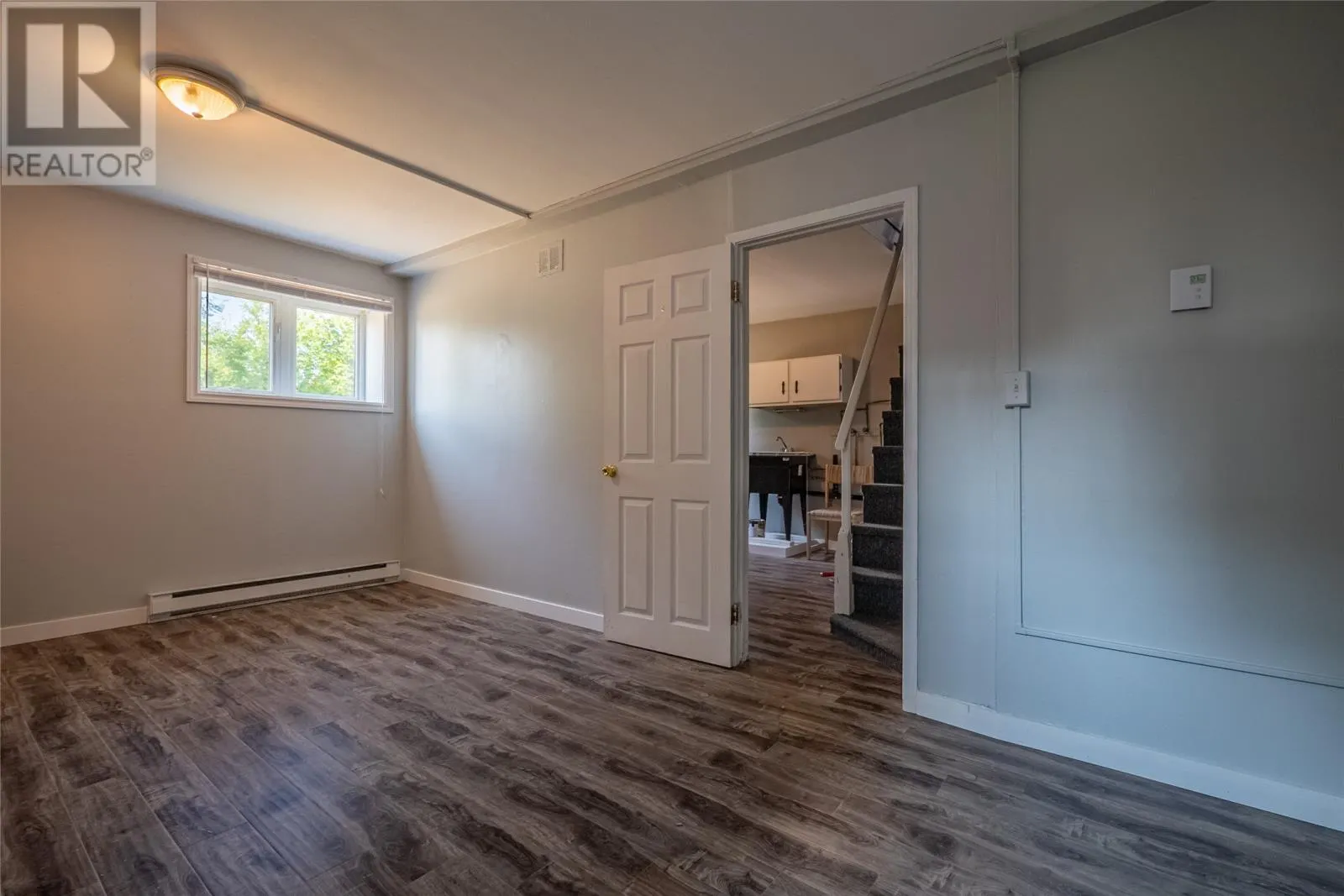 15 Marconi Place