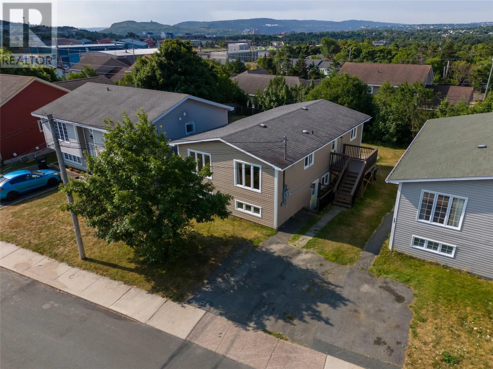 15 Marconi Place