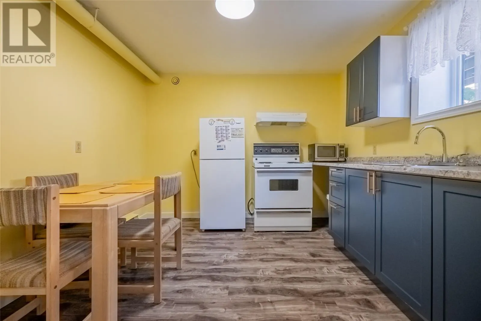 15 Marconi Place