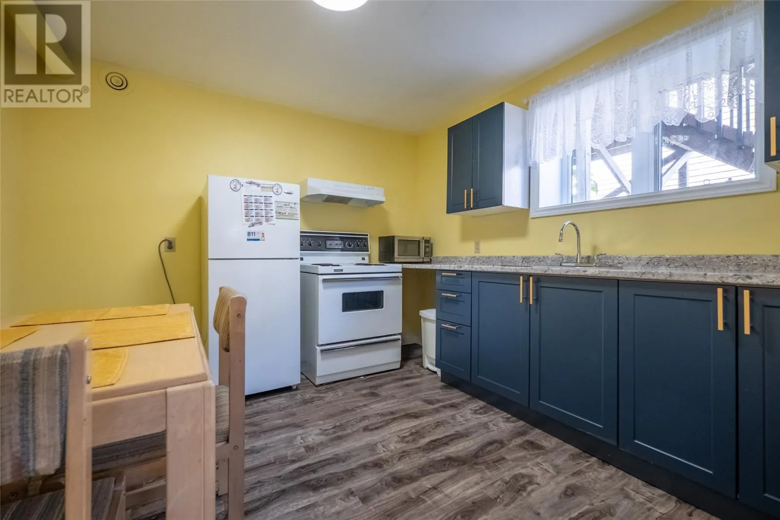 15 Marconi Place