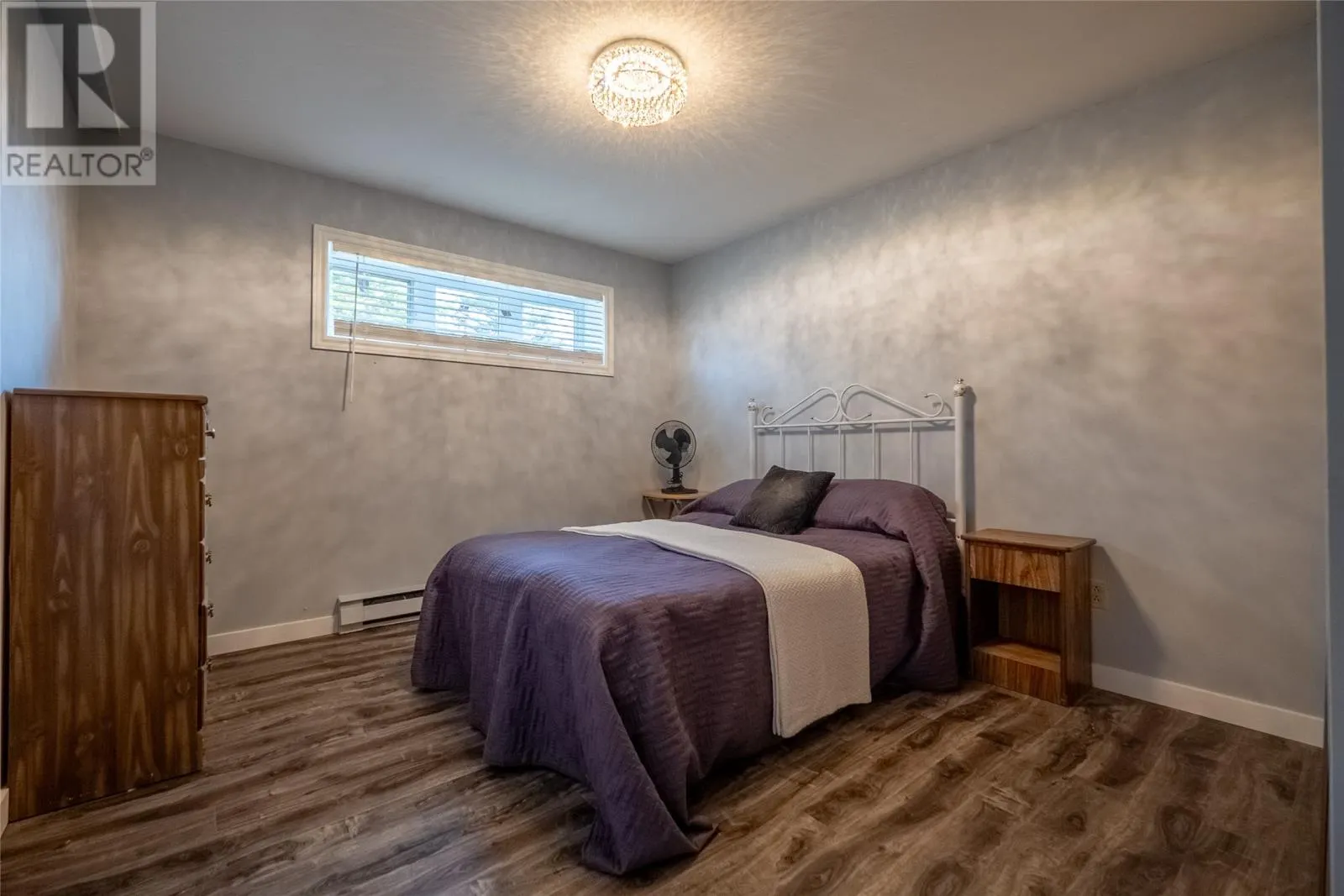 15 Marconi Place