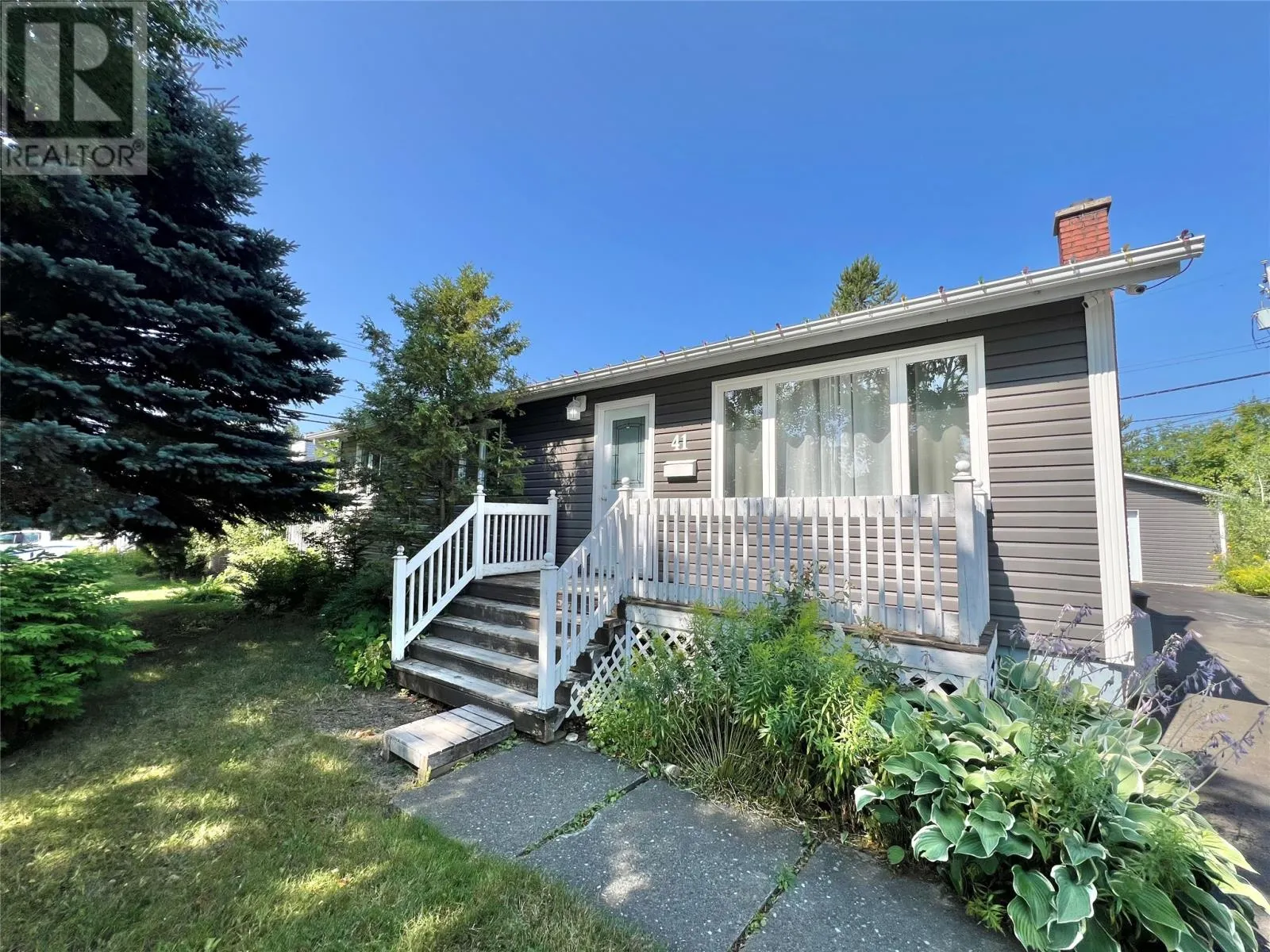 41 Sutherland Drive