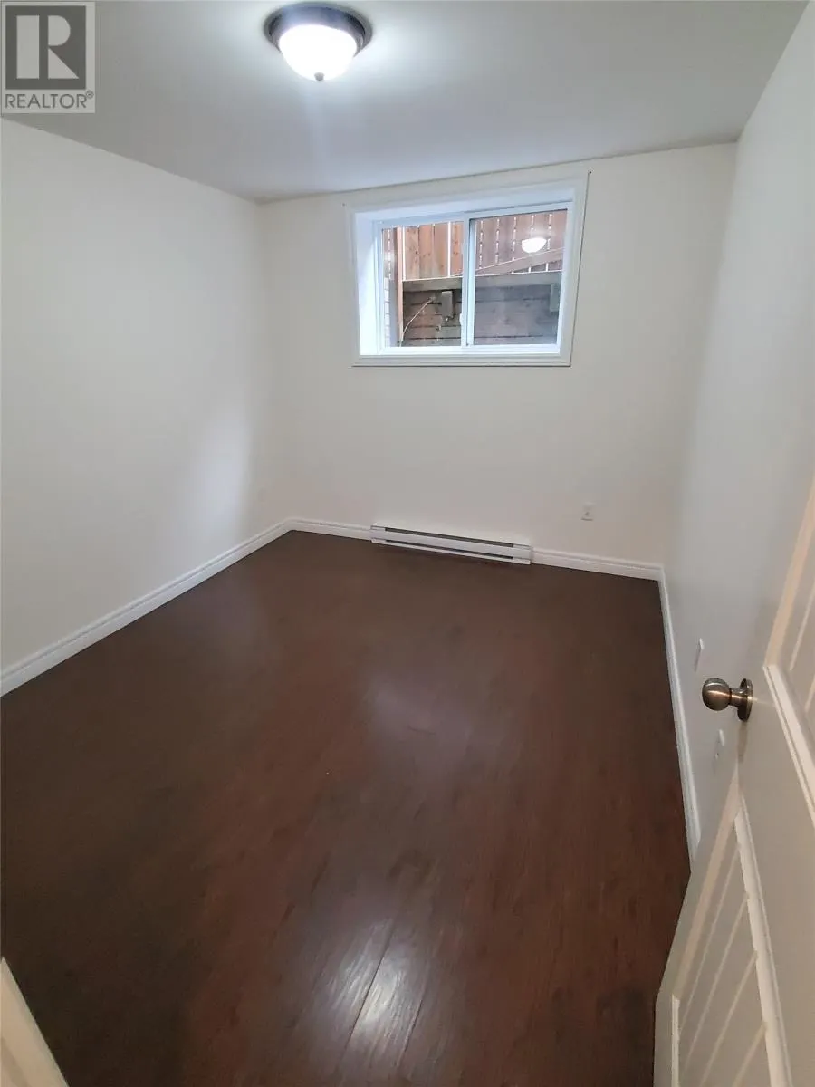 42 Rosalind Street