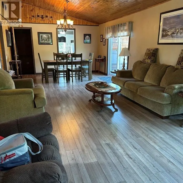 87 Ocean Pond Road
