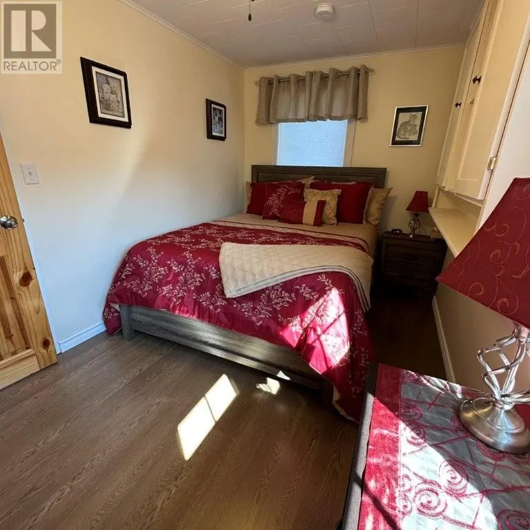 87 Ocean Pond Road