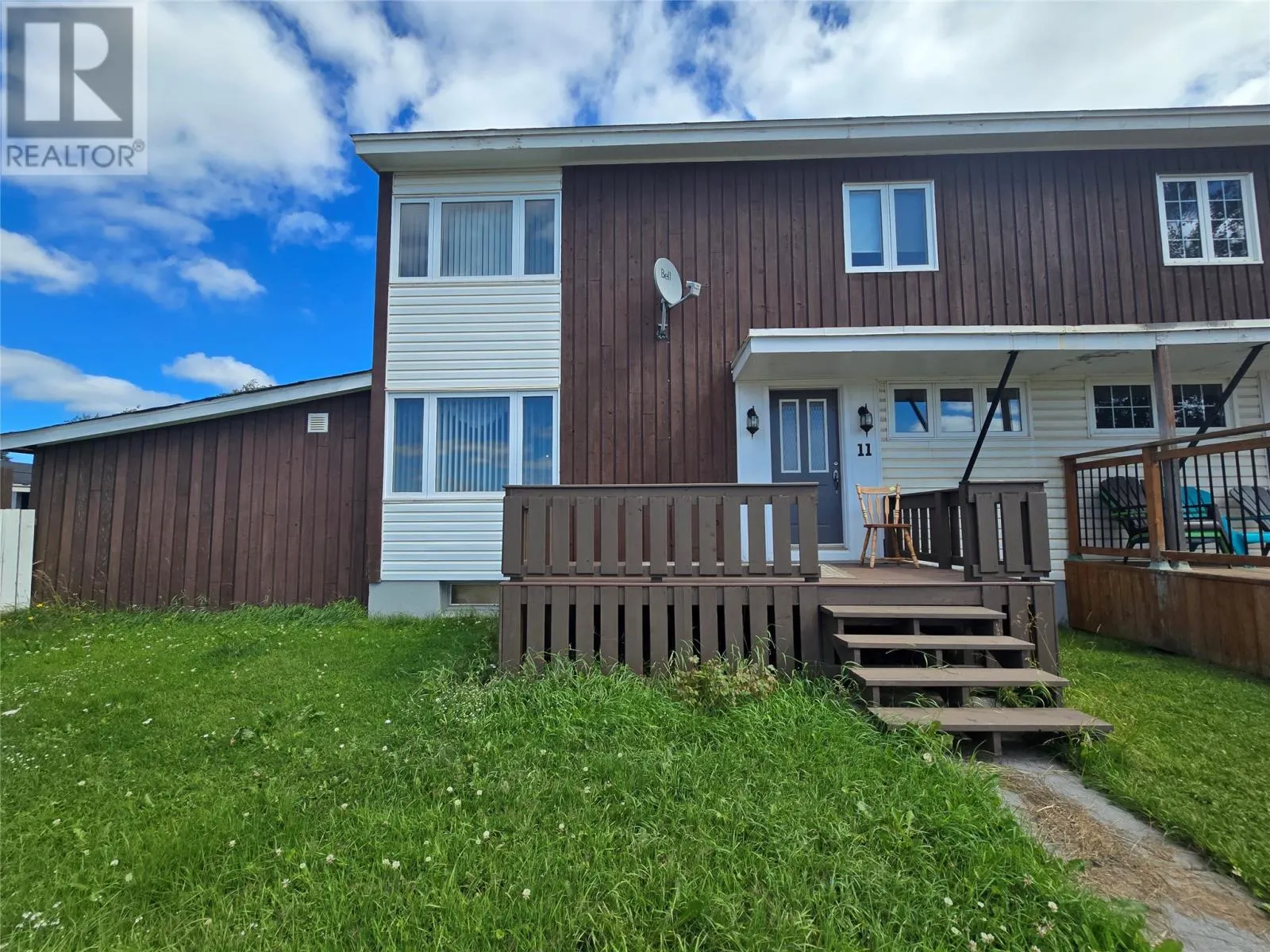 11 Grenfell Drive