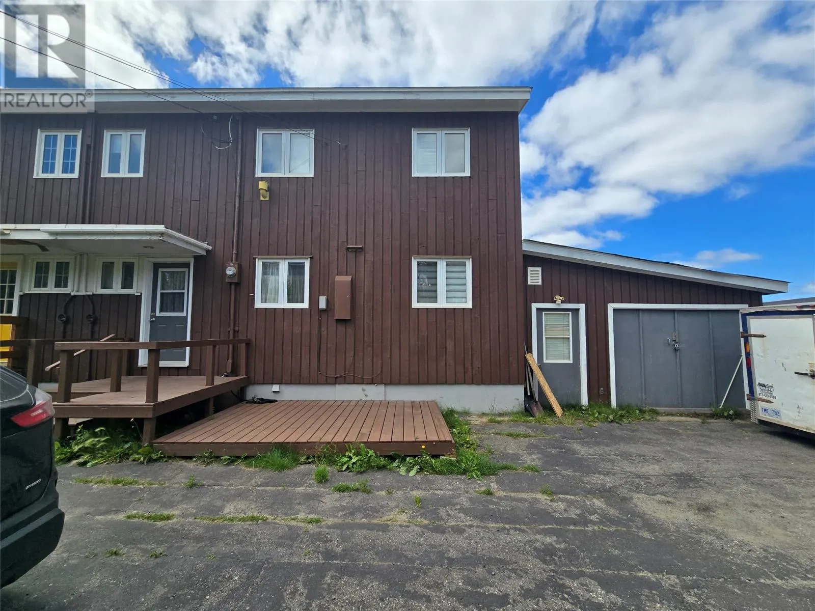 11 Grenfell Drive