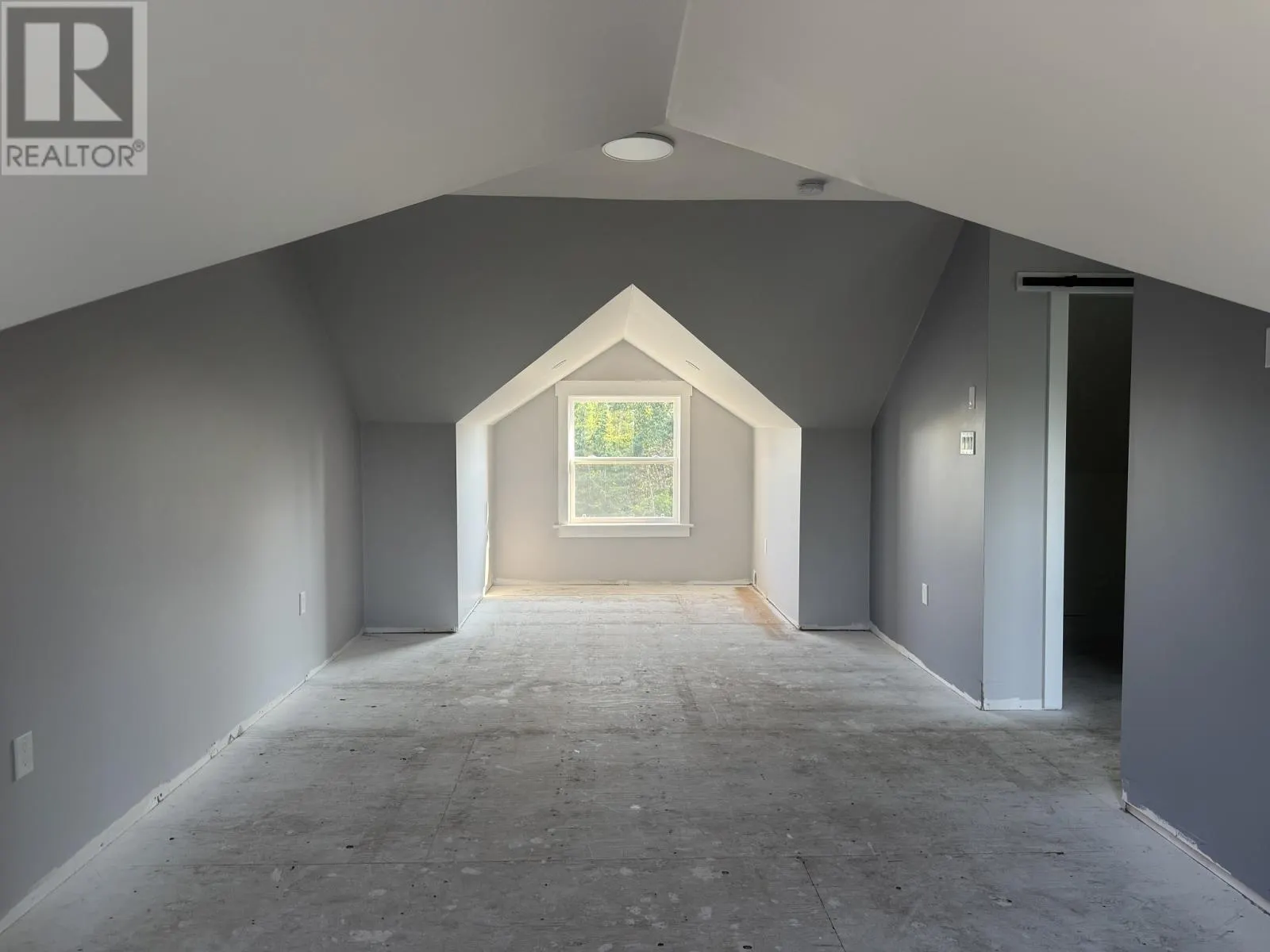 39 Tibbeys Point Road