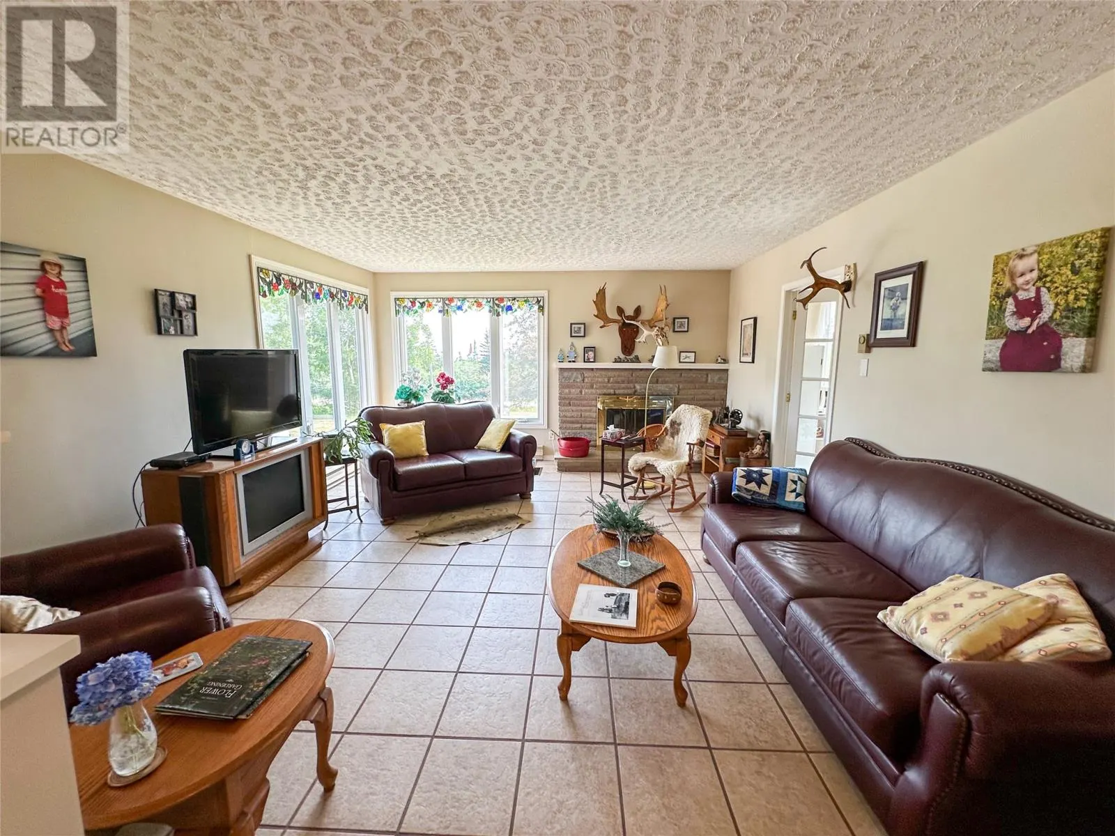 275 Tamarack Drive