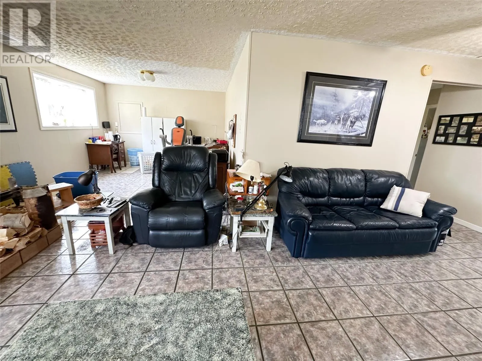 275 Tamarack Drive
