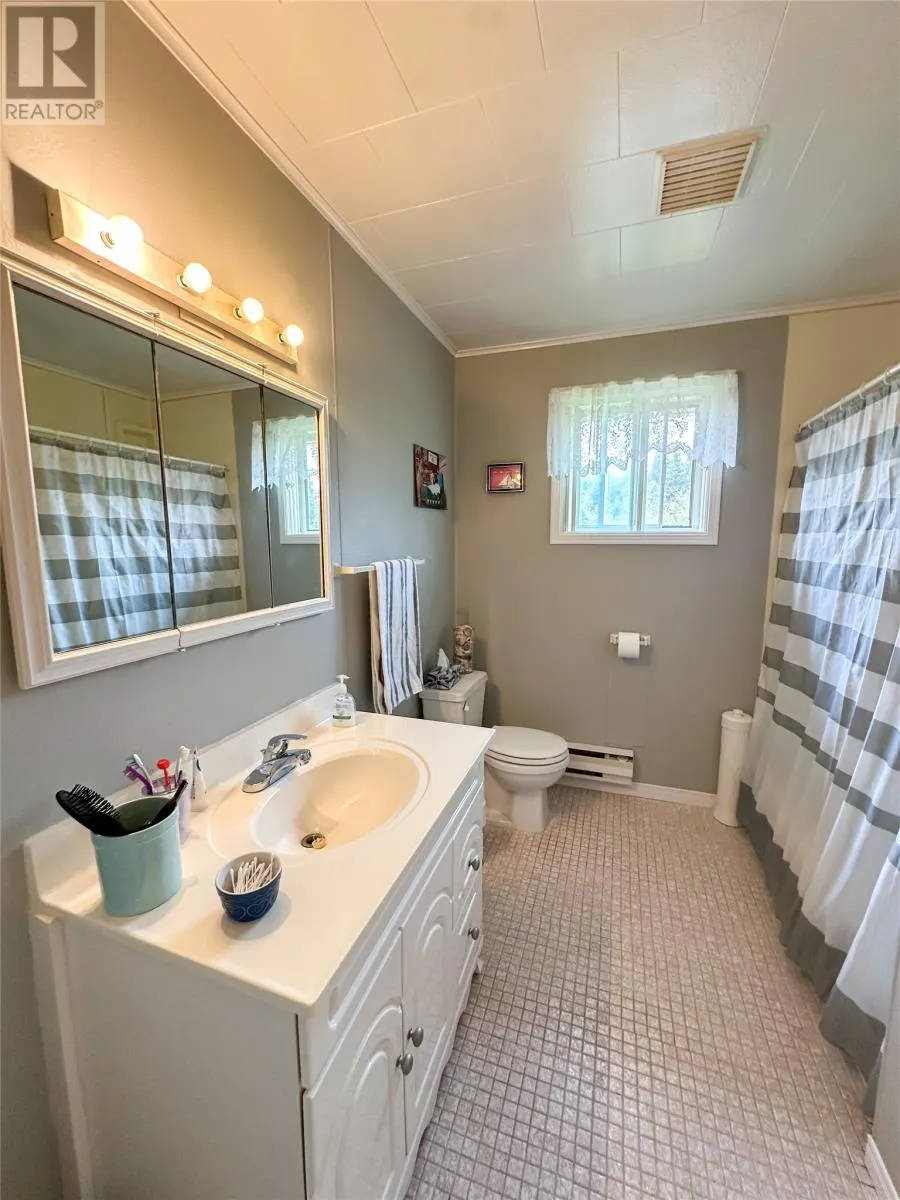 275 Tamarack Drive