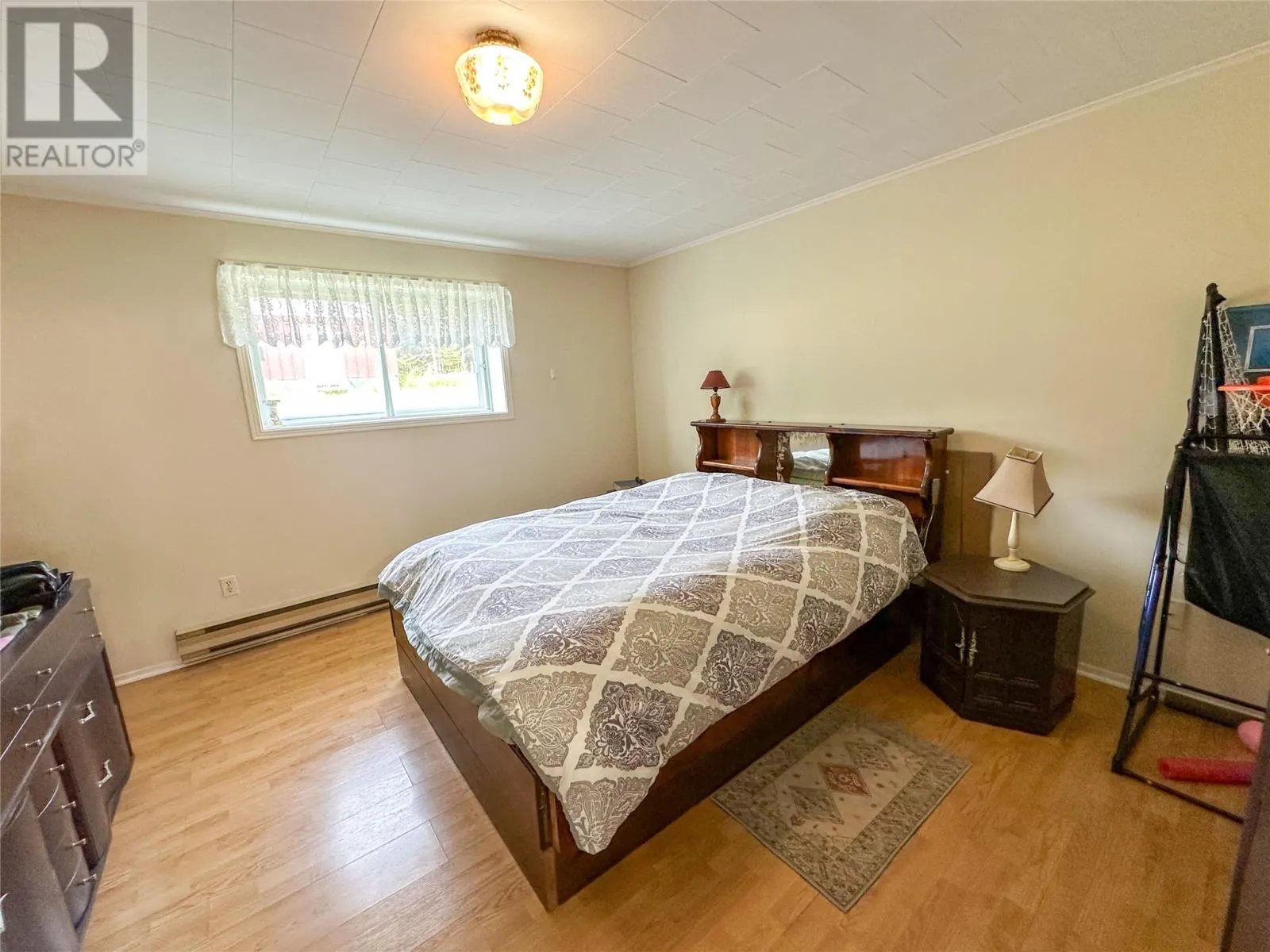 275 Tamarack Drive