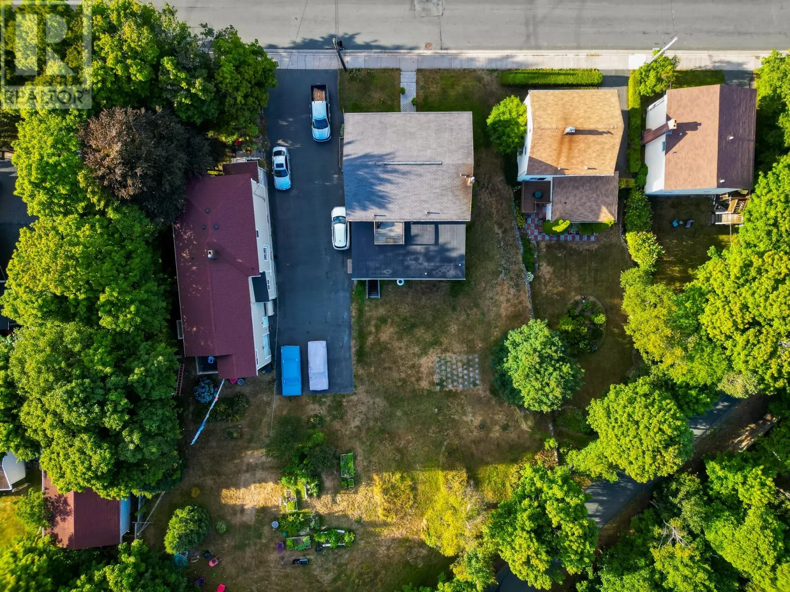 393 Hamilton Ext. Avenue