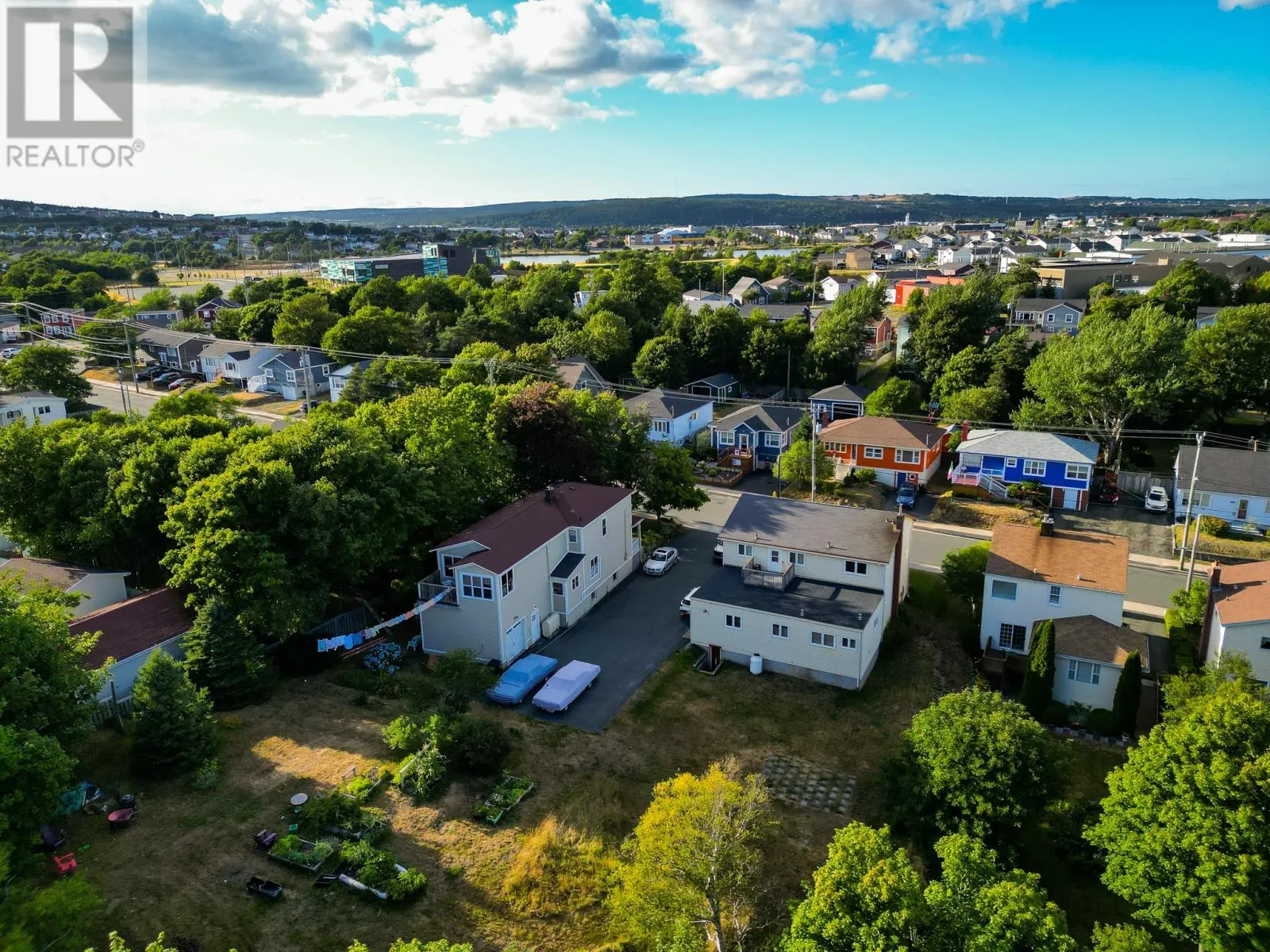 393 Hamilton Ext. Avenue
