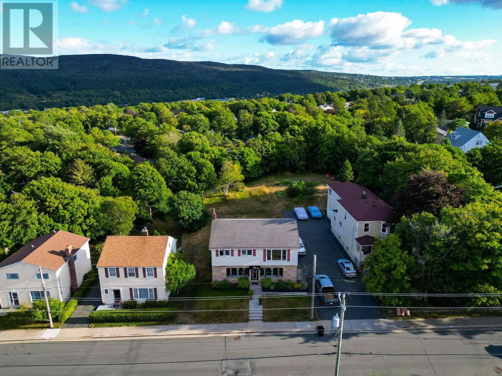 393 Hamilton Ext. Avenue