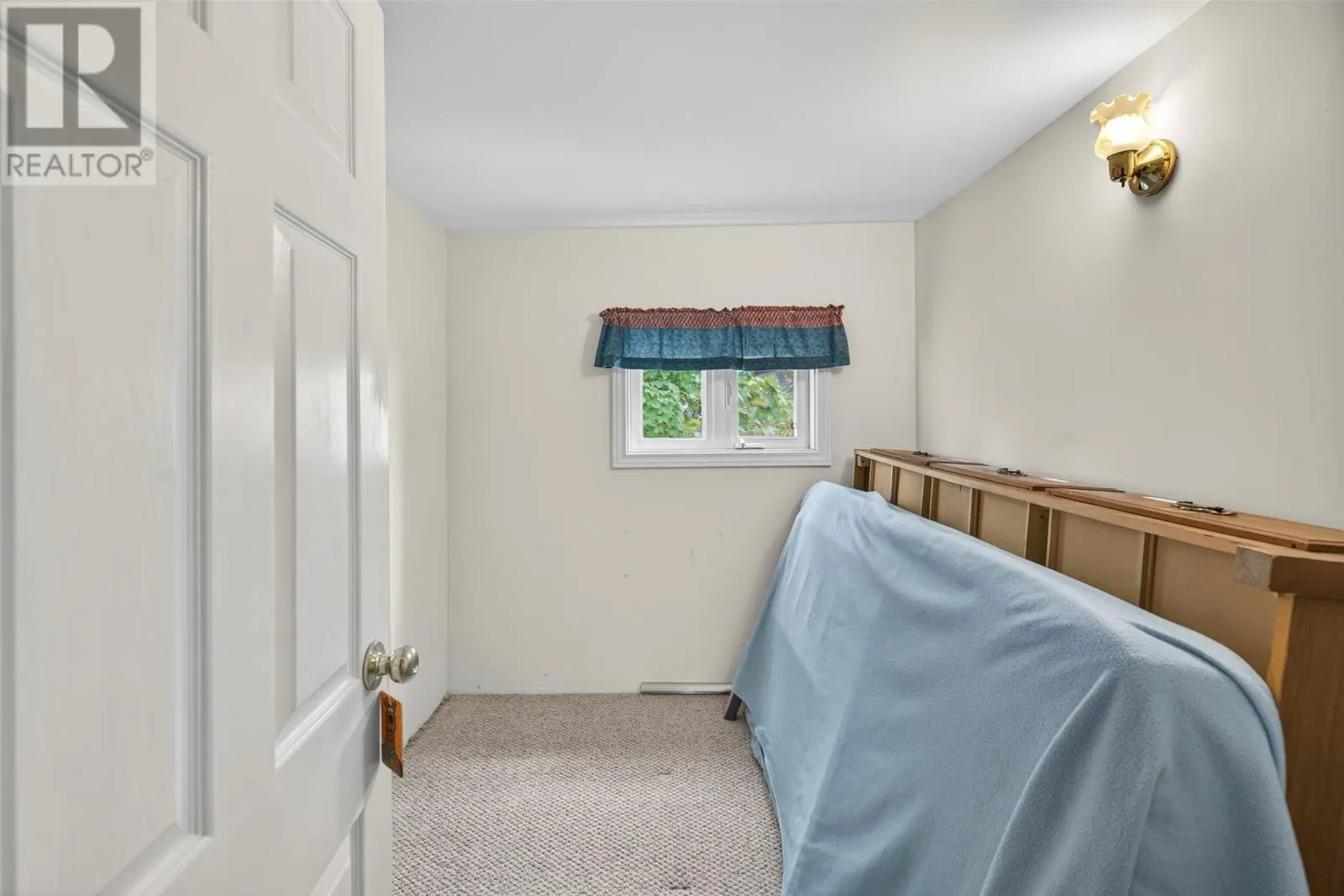 69 Meadow Road