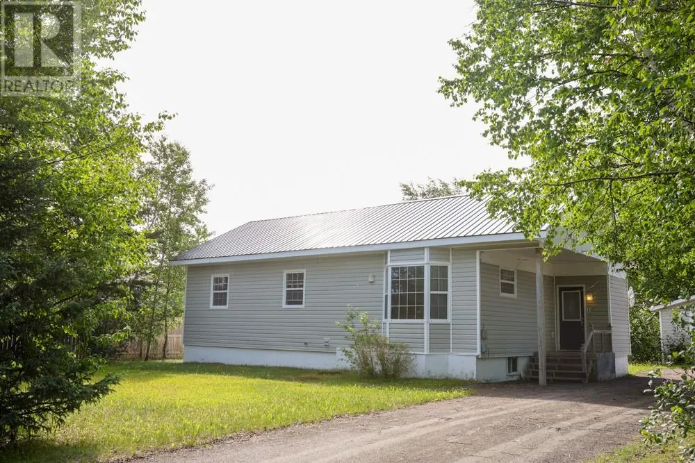 18 Macdonald Drive