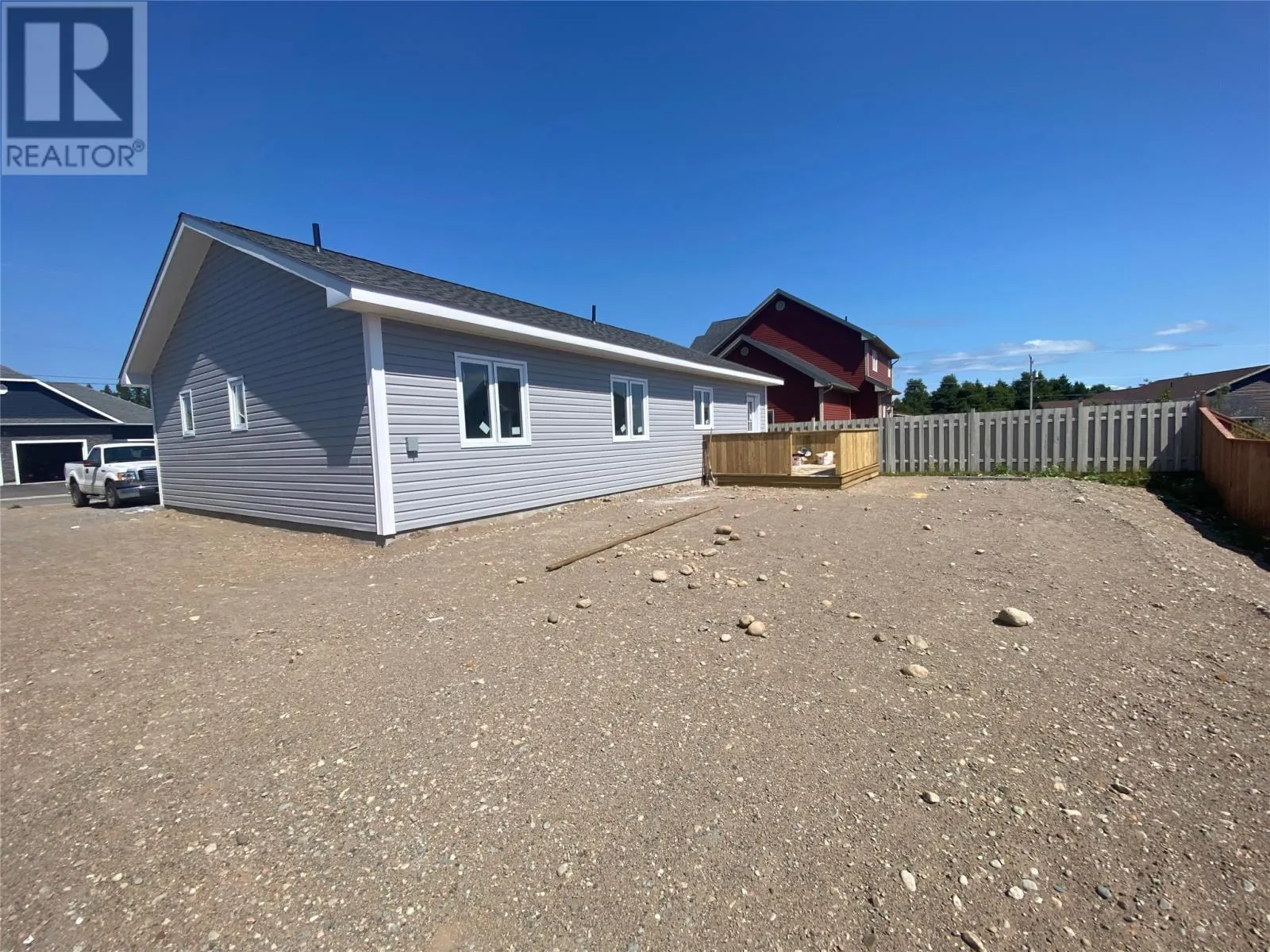16 Simon Drive