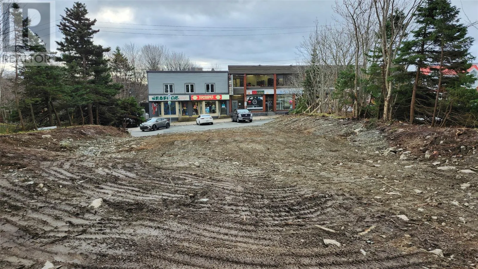 4 Rowan Street