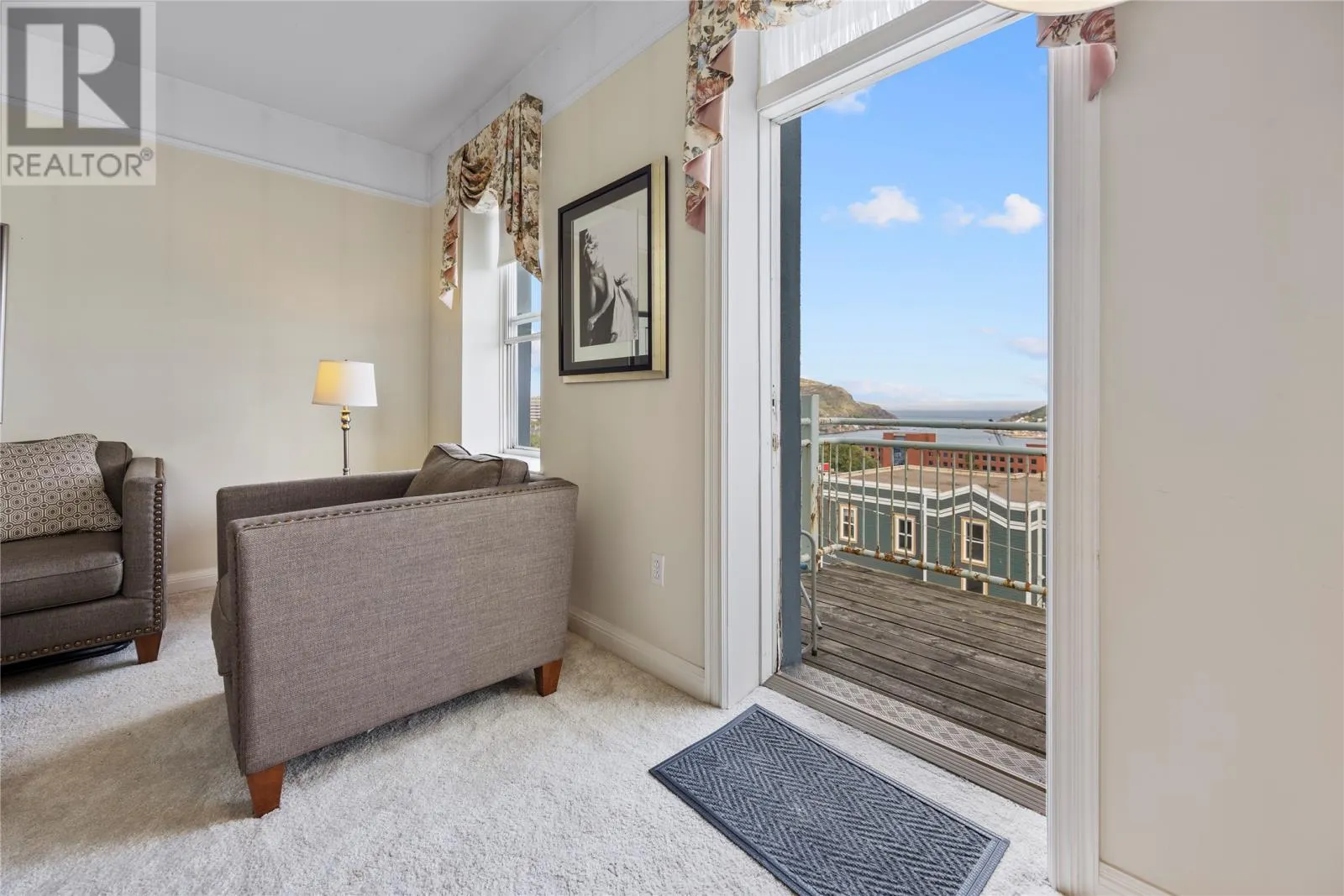 22 Flavin Street Unit#403, #403