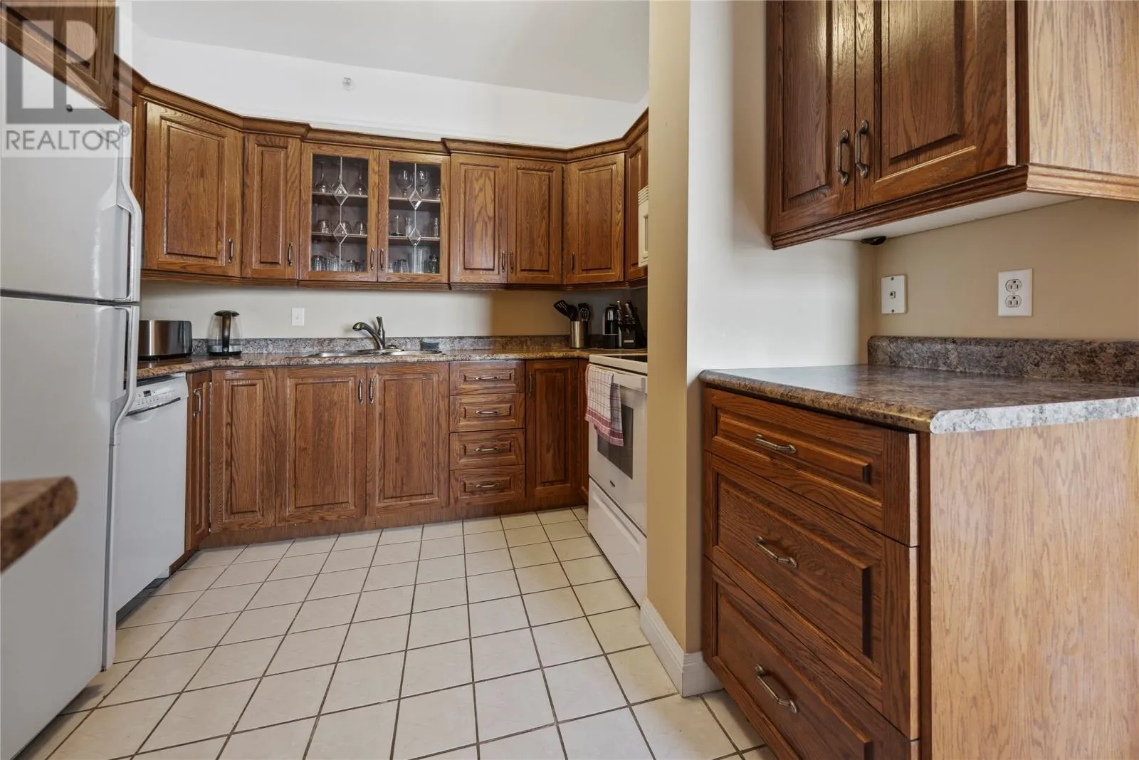 22 Flavin Street Unit#403, #403