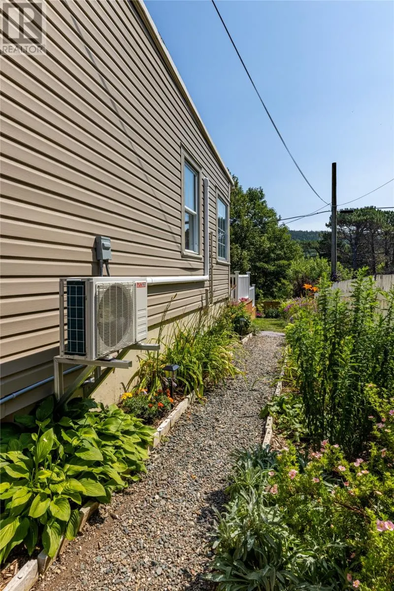 25 Craigmillar Avenue