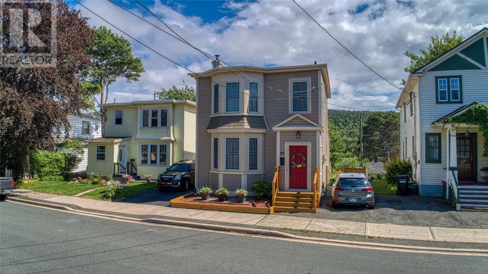 25 Craigmillar Avenue