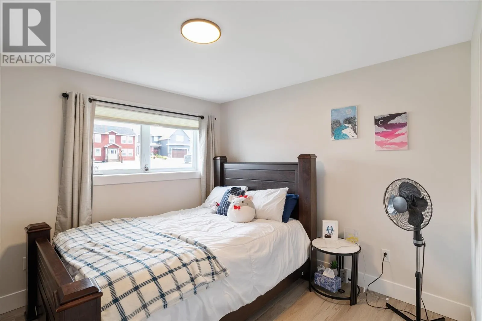 18 Caravelle Place