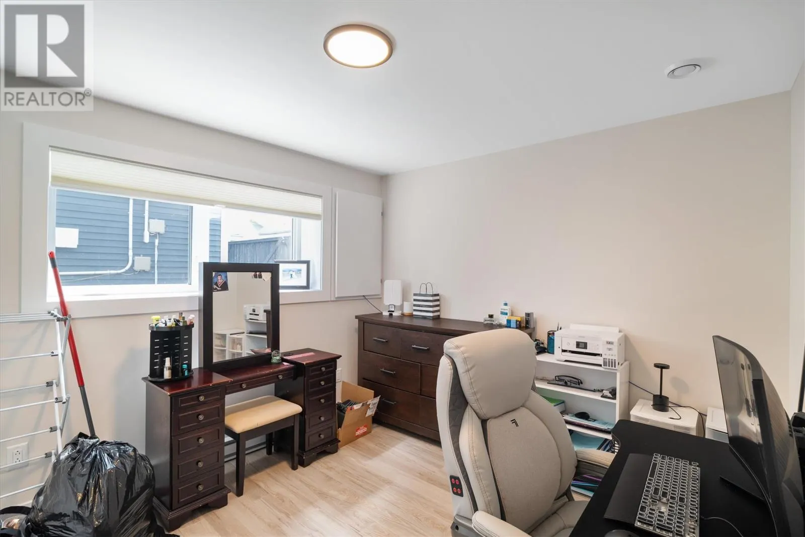 18 Caravelle Place