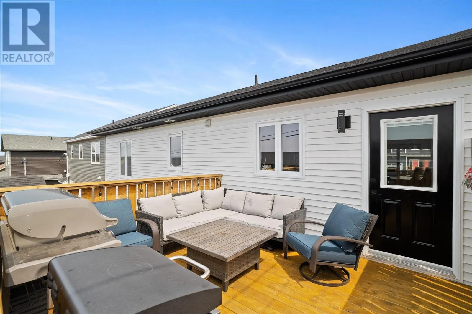18 Caravelle Place