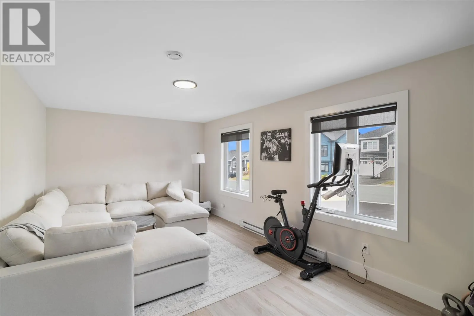 18 Caravelle Place