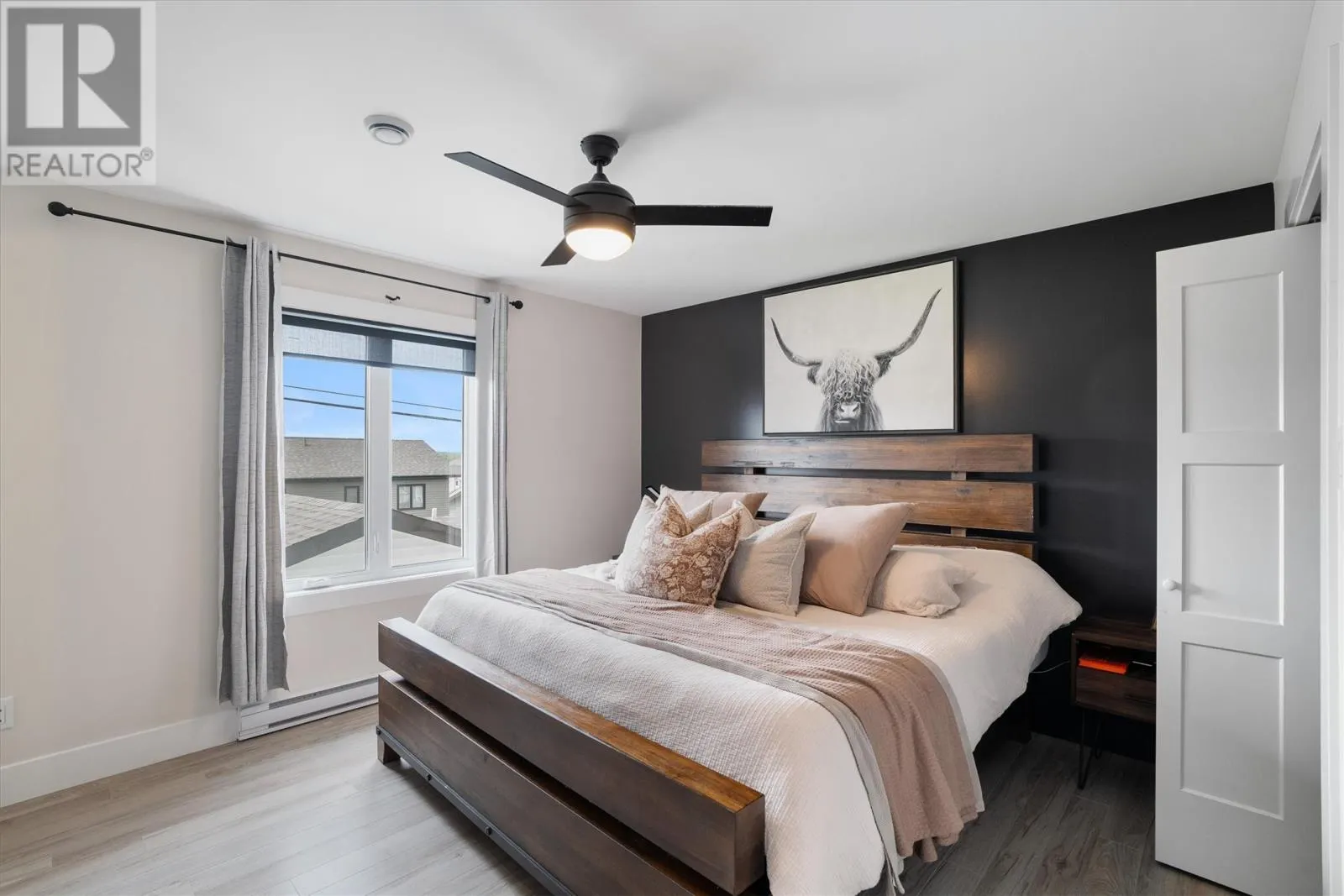 18 Caravelle Place