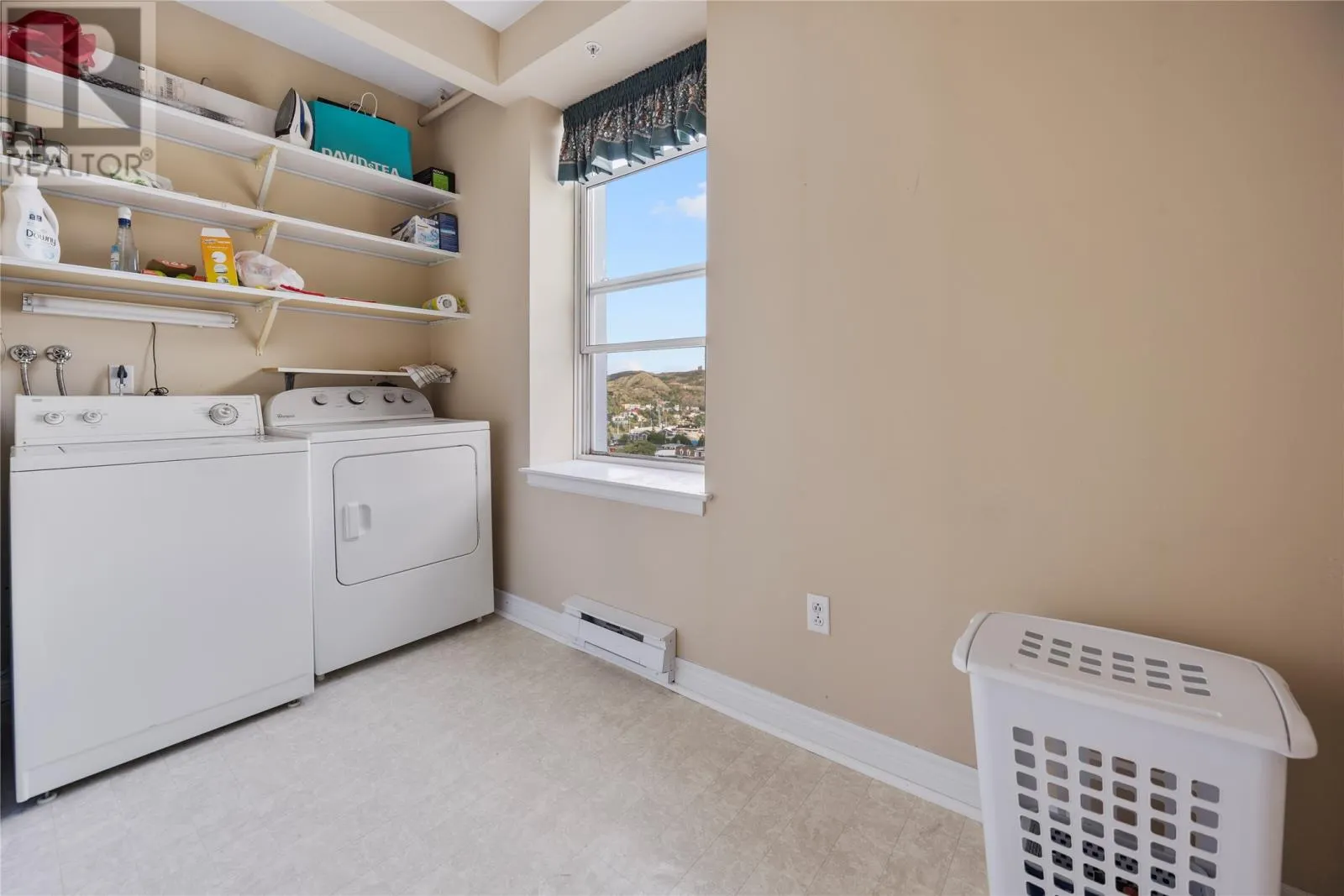 22 Flavin Street Unit#403, #403