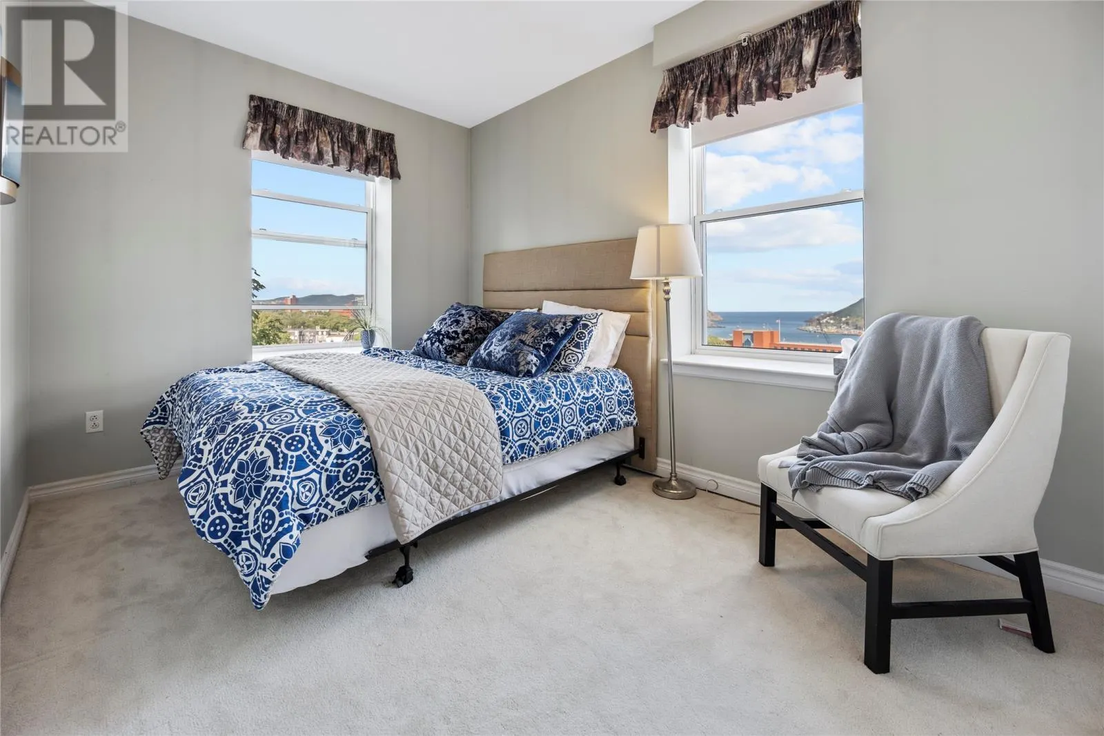 22 Flavin Street Unit#403, #403