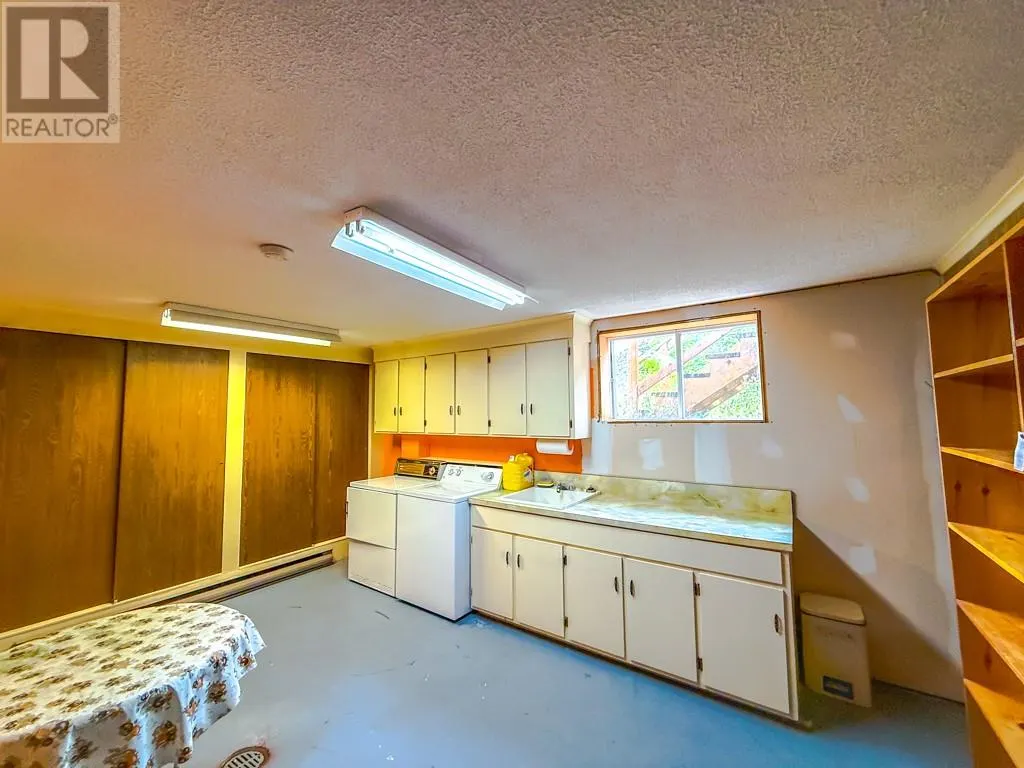 31 Woodville Crescent