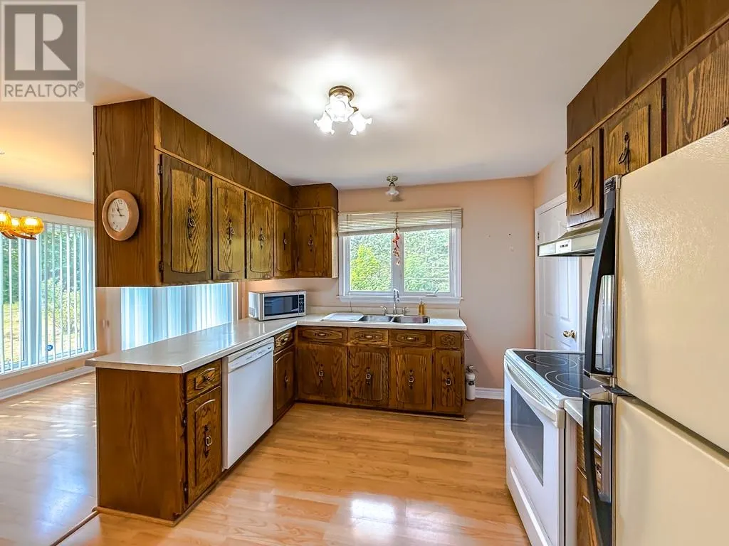 31 Woodville Crescent