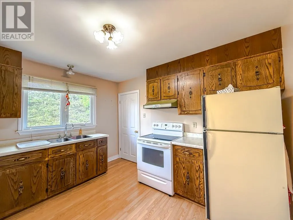 31 Woodville Crescent