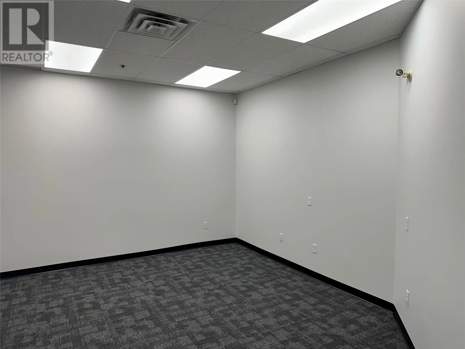 40 Aberdeen Avenue Unit#106, #106