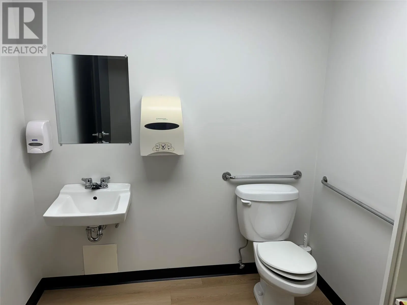 40 Aberdeen Avenue Unit#106, #106