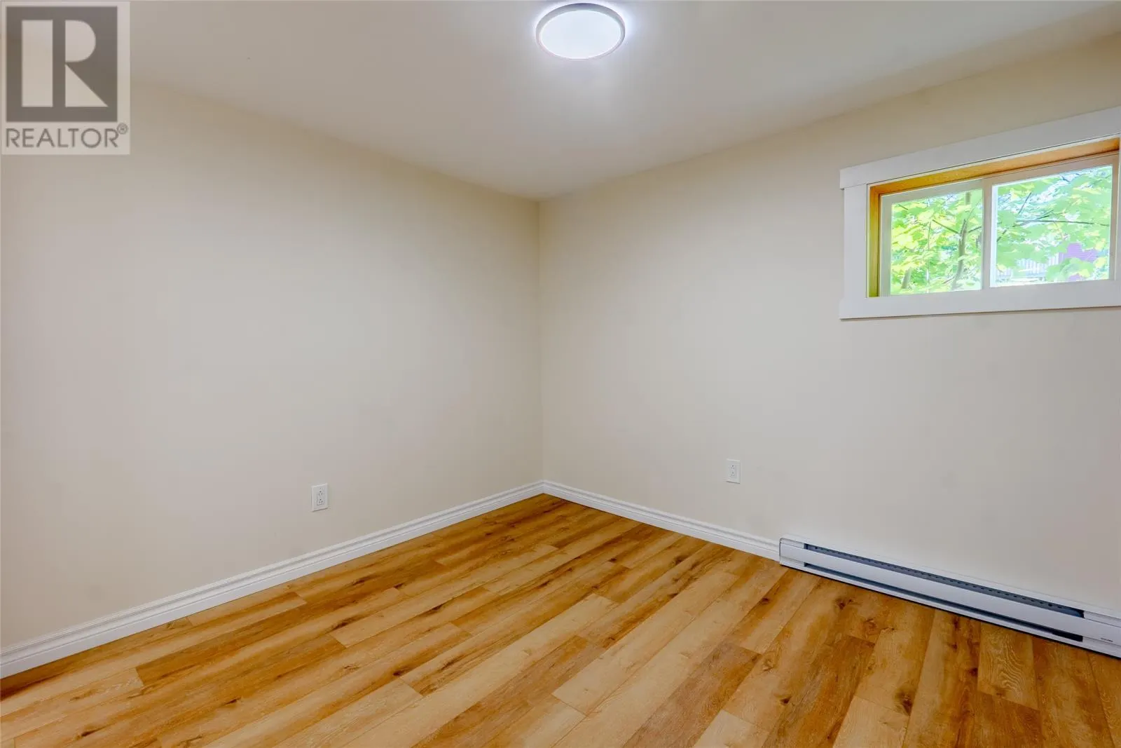 4 Whitty Place